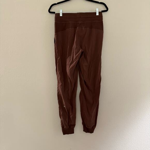 Lululemon Dance Studio Mid-Rise Jogger Roasted Brown SZ 6 - Picture 6 of 7